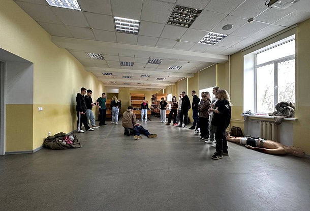 Занятие по тактической медицине. 11.04.2025г., МФЮА. Инструкторы Омут, Раф, Самокат