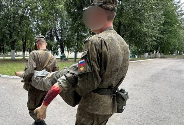 Занятия по тактической медицине. 8-й стрелковый батальон, войсковой части 61899.