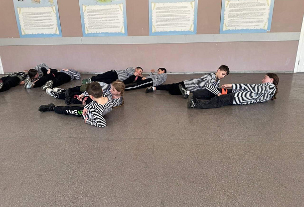 Занятия по тактической медицине. 2-4.04.2025г., г.Воскресенск гимназия, Зарница. Инструкторы Омут, Самокат